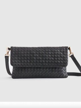 Quince Italian Handwoven Leather Convertible Clutch Black crossbody purseLikeNew